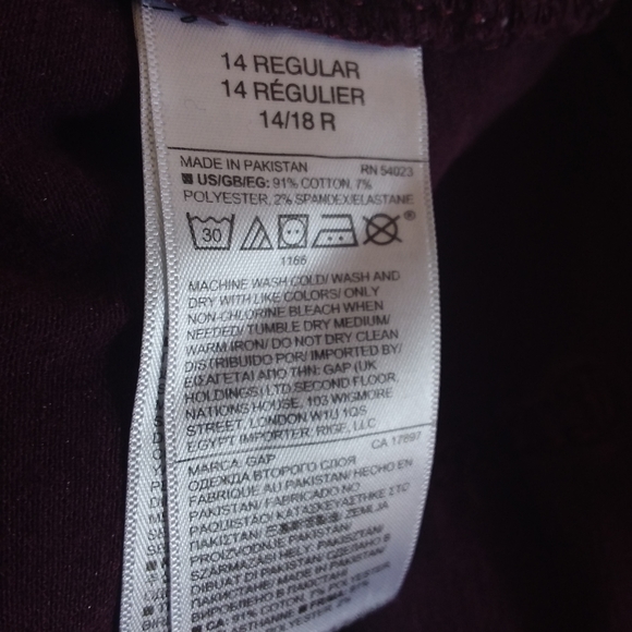 GAP Easy Jegging Distressed Jeans Maroon - Picture 4 of 5